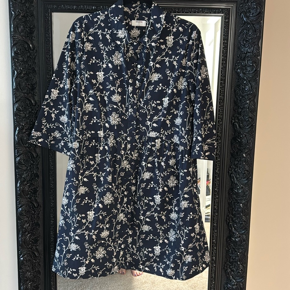 UNTUCKit Dress